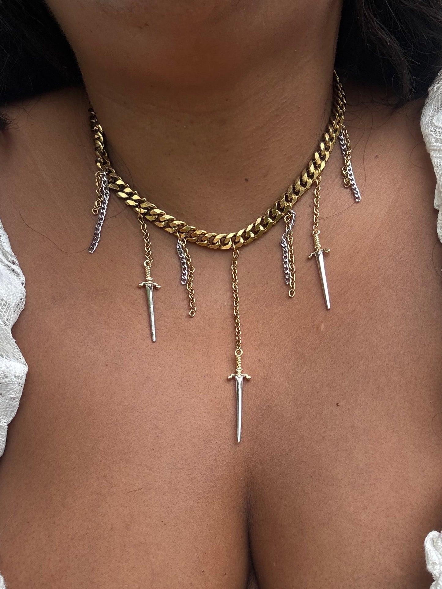 Triple Dagger Choker