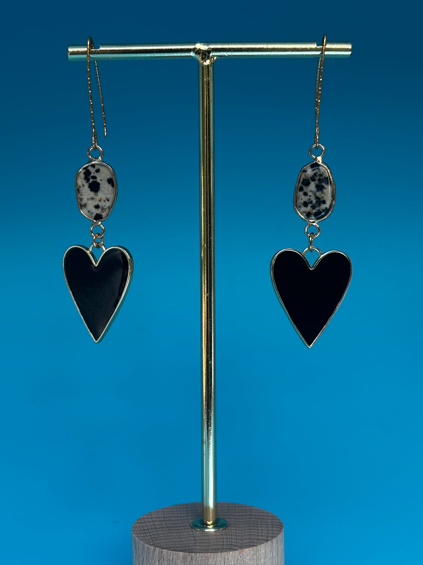 Jasper Dangles